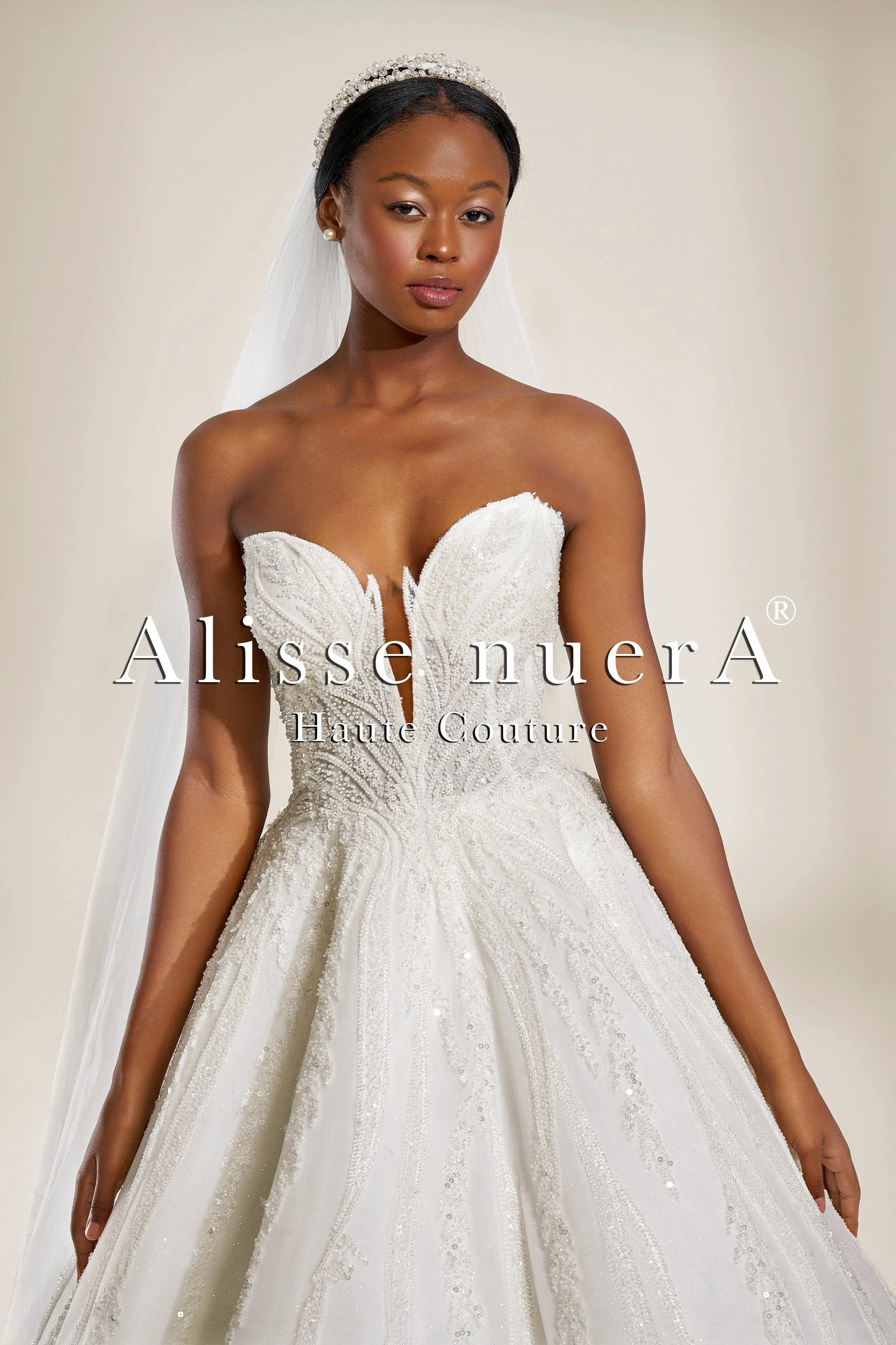Strapless Sweetheart Neckline A-Line Wedding Dress with Sparkling Embroidered Lace