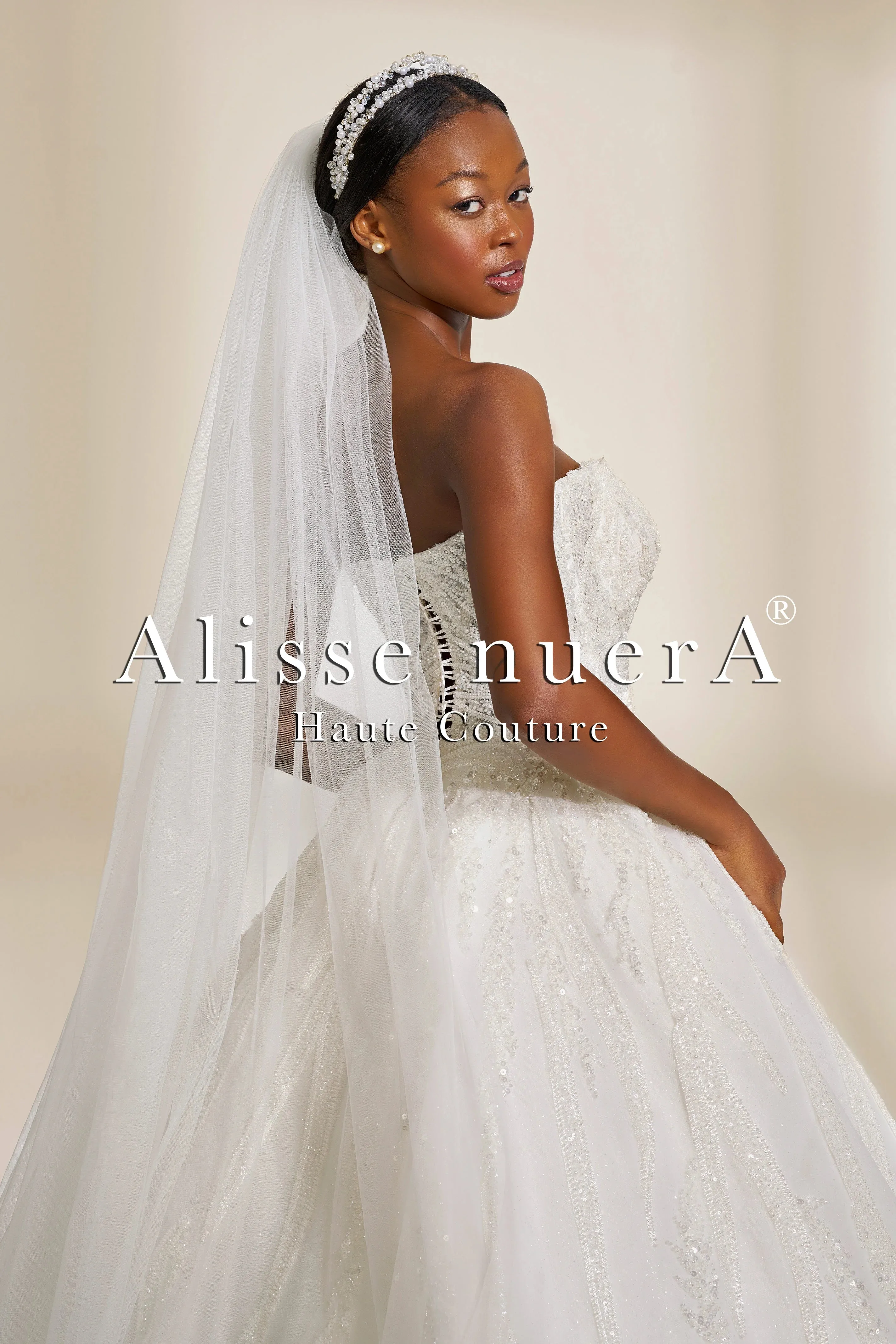 Strapless Sweetheart Neckline A-Line Wedding Dress with Sparkling Embroidered Lace